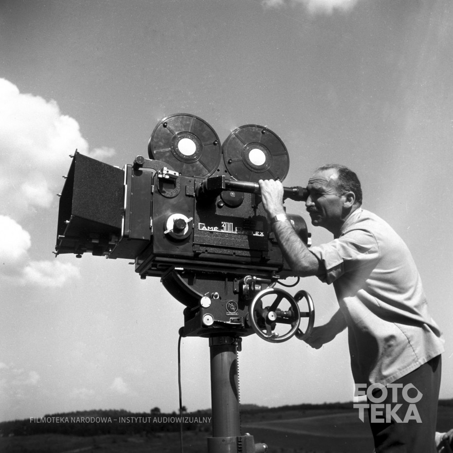 copyright in cinematograph films Copyright act 1968 - sect 98 ownership of copyright in cinematograph films (1) this section has effect subject to parts vii and x. copyright in cinematograph films Copyright act 1968 - sect 98 ownership of copyright in cinematograph films (1) this section has effect subject to parts vii and x.